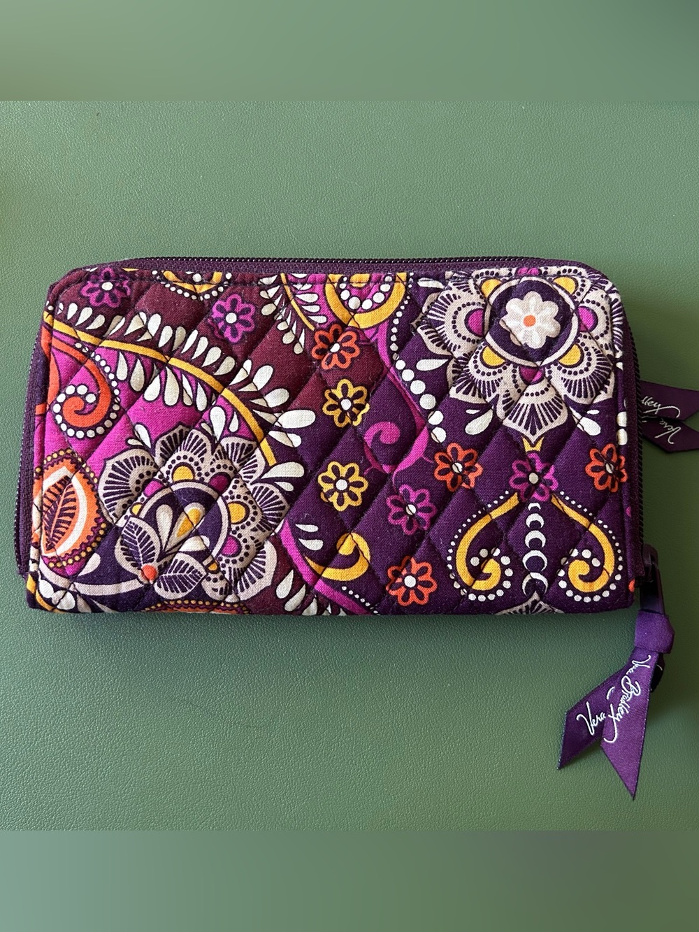 Vera Bradley Zip Around wallet